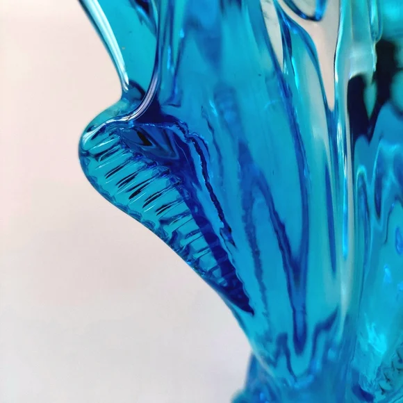 Chalet Glass Blue Freeform Collectible 7.5-inch | MCM Hand Blown Art Glass - Picture 11 of 13